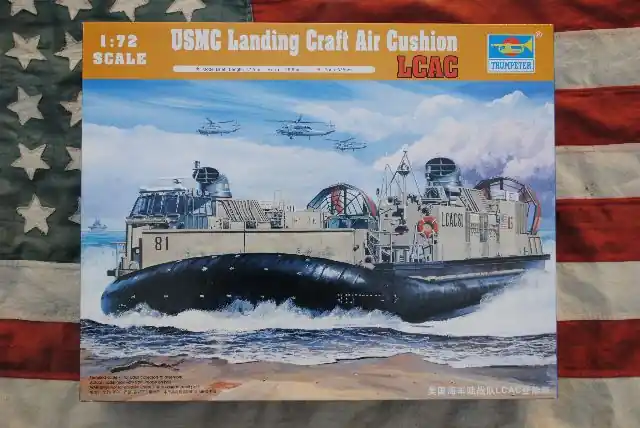 Weekendaanbieding TR.07302 LCAC USMC Landing Craft Air Cushion